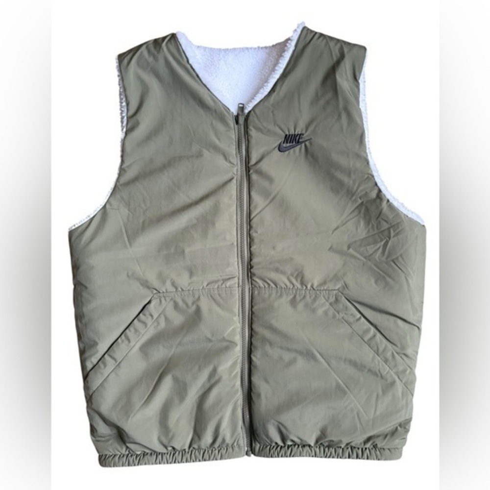 Nike Club+ Fleece Winterized Vest Men Vest Sleeveless Olive Green size small